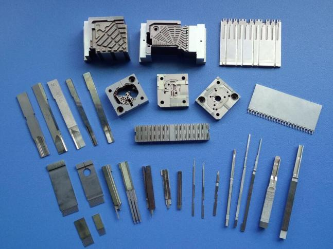 Precision-Custom Mold Components | XP Mold