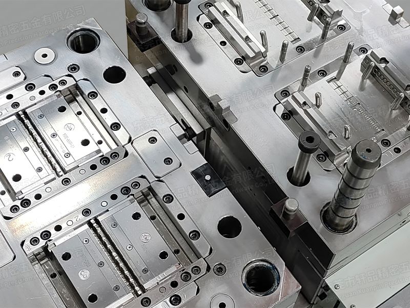 Plastic Injection Mold